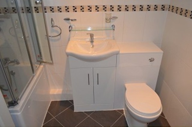  Image of 2 bedroom Flat to rent in Green Lanes London N21 at Duncan Court Green Lanes Winchmore Hill, N21 3RL