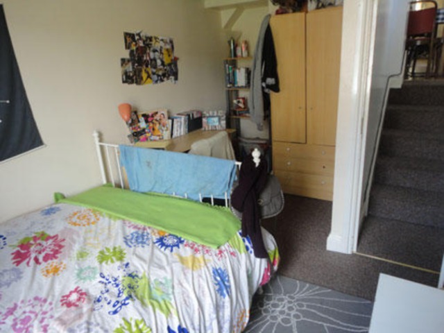  Image of 3 bedroom Flat to rent in Dunford Road London N7 at Dunford Road  Holloway, N7 6EP