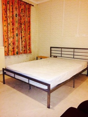  Image of 3 bedroom Terraced house to rent in Dunmow Road London E15 at DUNMOW ROAD  STRATFORD, E15 1TZ