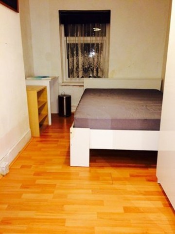  Image of 3 bedroom Terraced house to rent in Dunmow Road London E15 at DUNMOW ROAD  STRATFORD, E15 1TZ