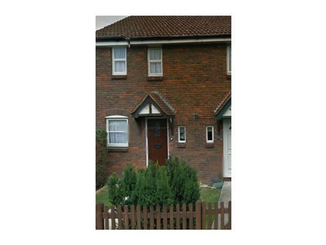 Image of 2 bedroom Terraced house to rent in Dunnock Road London E6 at DUNNOCK ROAD  BECTON, E6 5SX