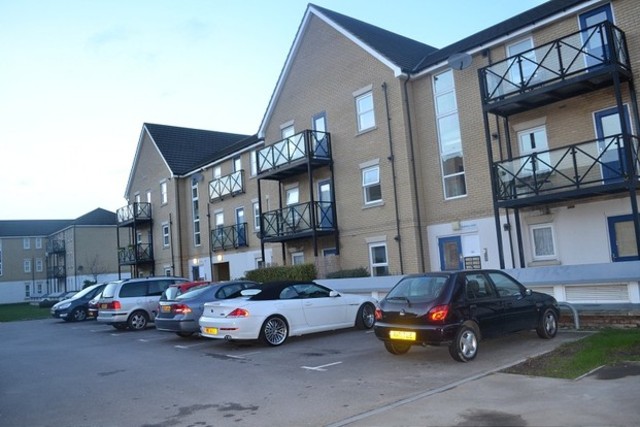  Image of 2 bedroom Flat to rent in Glandford Way Chadwell Heath Romford RM6 at Dunwich Court Gladford Way Chadwell heath, RM6 4UP