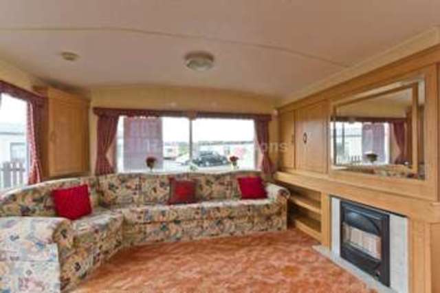  Image of 3 bedroom Detached house for sale in Hythe Road Dymchurch Romney Marsh TN29 at Dymchurch Romney Marsh, TN29 0JX