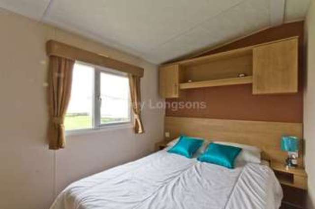  Image of 3 bedroom Detached house for sale in Hythe Road Dymchurch Romney Marsh TN29 at Dymchurch Romney Marsh, TN29 0JX