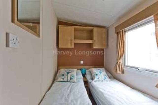  Image of 3 bedroom Detached house for sale in Hythe Road Dymchurch Romney Marsh TN29 at Dymchurch Romney Marsh, TN29 0JX