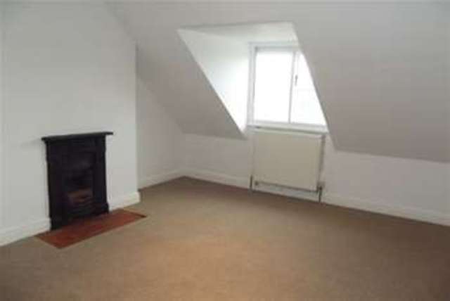  Image of 3 bedroom Terraced house to rent in Easemore Road Redditch B98 at Redditch, B98 8EZ