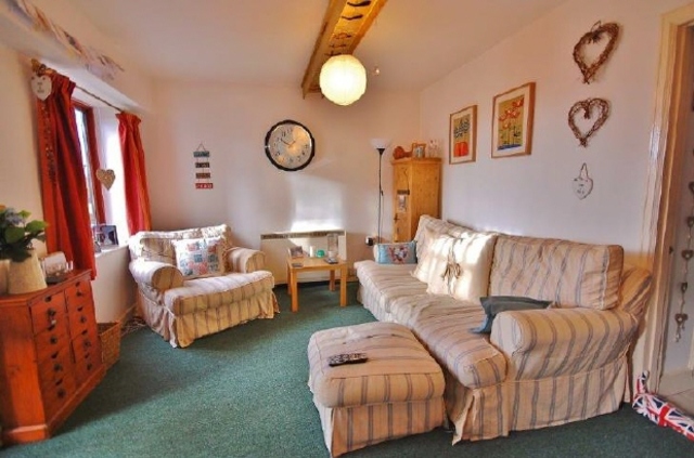  Image of 2 bedroom Flat to rent in Embley Park East Wellow Romsey SO51 at Embley Green Romsey Not specified, SO51 6DL