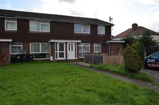  Image of 2 bedroom Maisonette to rent in Densworth Grove London N9 at Ellen Court Densworth Grove Edmonton, N9 0LH