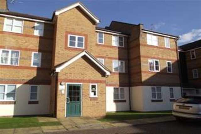  Image of 1 bedroom Flat to rent in Hispano Mews Enfield EN3 at Enfield, EN3 6LU