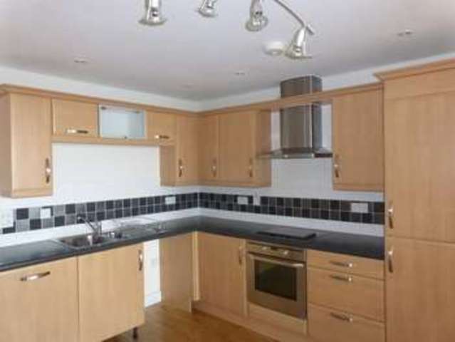 Image of 1 bedroom Flat to rent in Esplanade Porthcawl CF36 at Porthcawl  Porthcawl, CF36 3YE