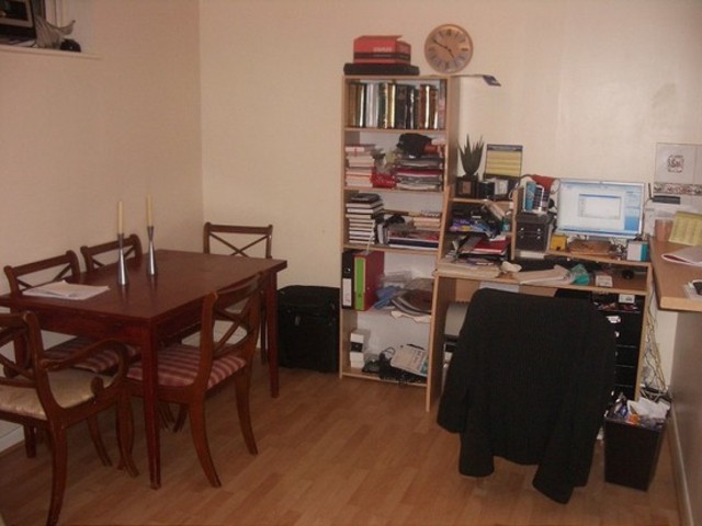  Image of 2 bedroom Flat to rent in Essex Road Chadwell Heath Romford RM6 at Essex Road  Chadwell Heath, RM6 4JA