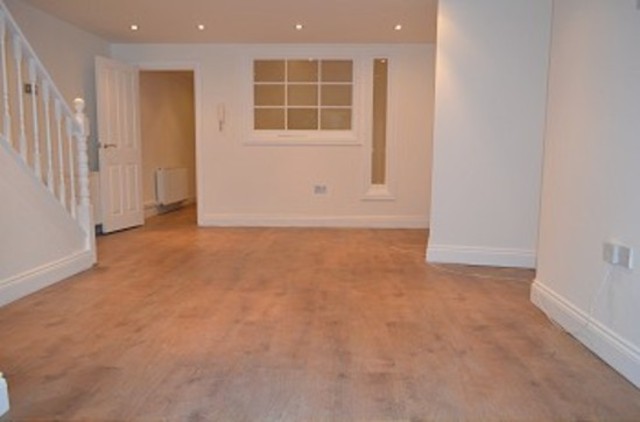  Image of 1 bedroom Flat to rent in Essex Road London N1 at Essex Road  Islington, N1 3PF