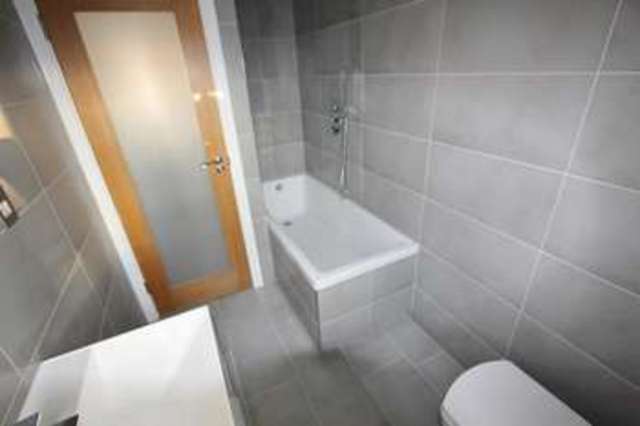  Image of 1 bedroom Flat for sale in Essex Road London N1 at Essex Road London London, N1 3PJ
