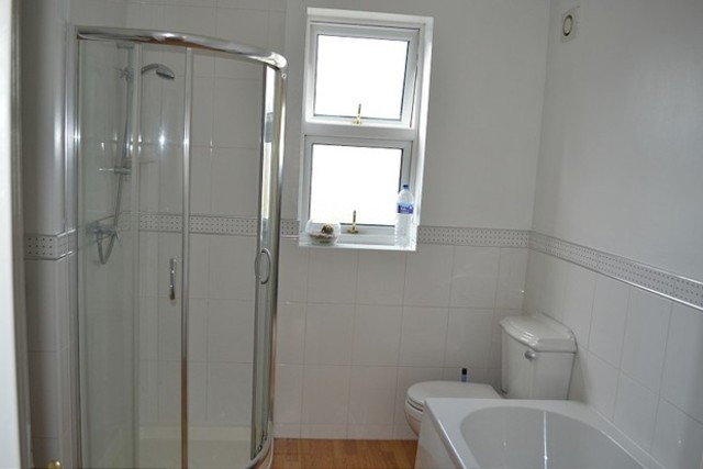 Image of 2 bedroom Terraced house to rent in Eustace Road Chadwell Heath Romford RM6 at Eustace Road  Chadwell Heath, RM6 6JL