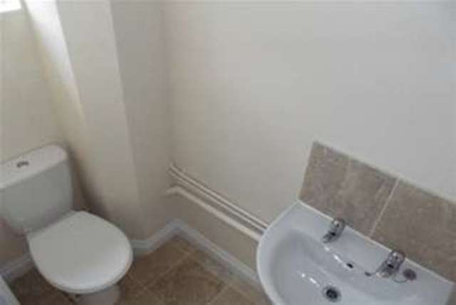  Image of 3 bedroom Detached house to rent in Exhall Close Redditch B98 at Redditch, B98 9JA