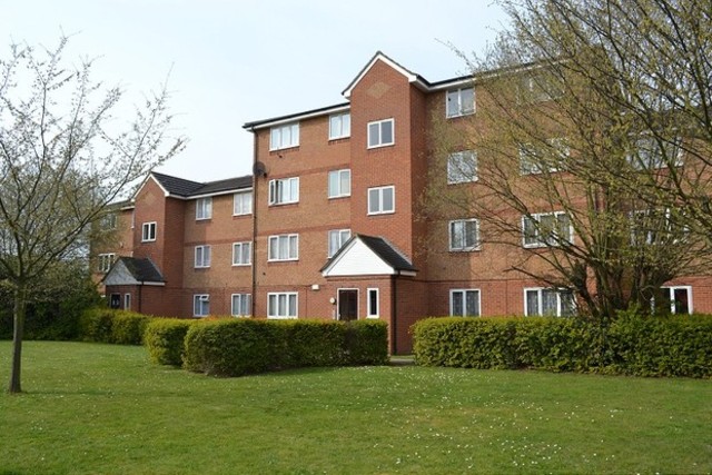  Image of 1 bedroom Flat for sale in Express Drive Goodmayes Ilford IG3 at Express Drive  Goodmayes, IG3 9QQ