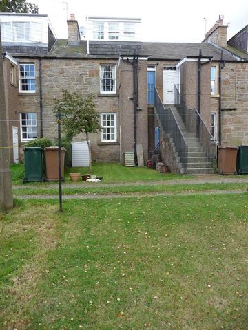  Image of 1 bedroom Flat to rent in Fair-A-Far Cottages Whitehouse Road Edinburgh EH4 at Cramond Edinburgh Edinburgh, EH4 6PQ
