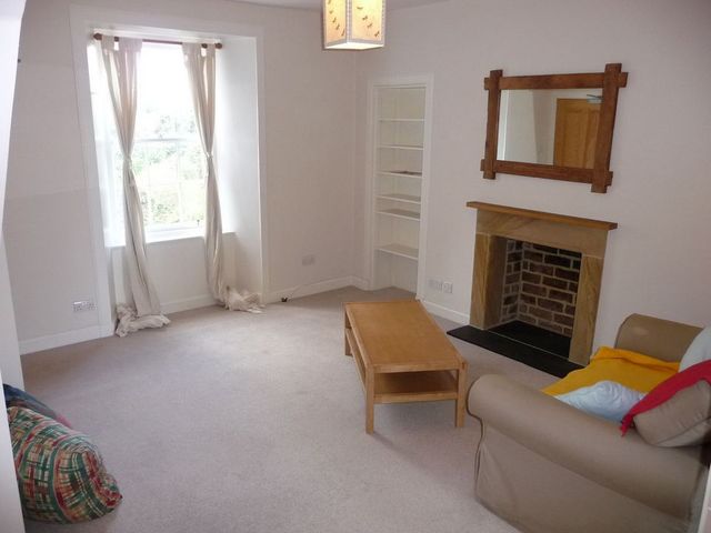  Image of 1 bedroom Flat to rent in Fair-A-Far Cottages Whitehouse Road Edinburgh EH4 at Cramond Edinburgh Edinburgh, EH4 6PQ