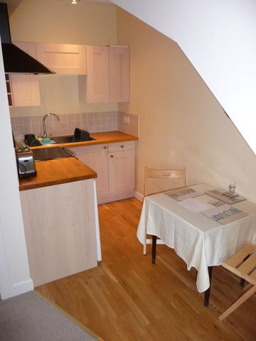  Image of 1 bedroom Flat to rent in Fair-A-Far Cottages Whitehouse Road Edinburgh EH4 at Cramond Edinburgh Edinburgh, EH4 6PQ