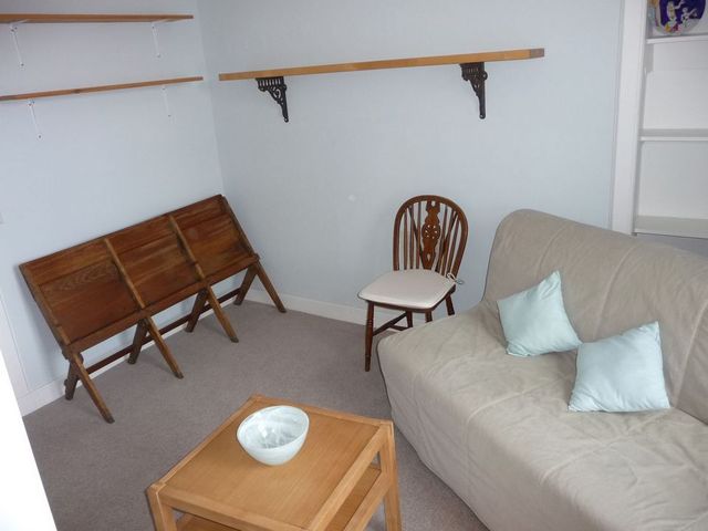  Image of 1 bedroom Flat to rent in Fair-A-Far Cottages Whitehouse Road Edinburgh EH4 at Cramond Edinburgh Edinburgh, EH4 6PQ