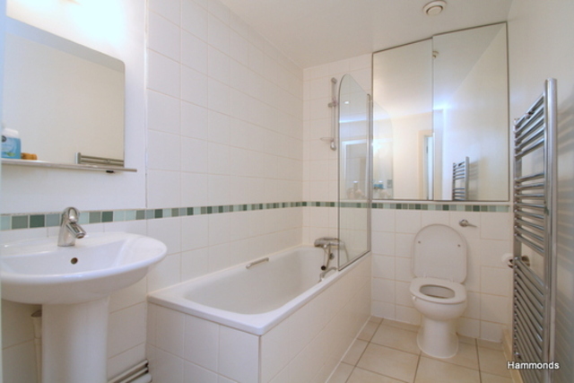  Image of 2 bedroom Apartment to rent in Fairfield Road London E3 at Fairfield Road  London, E3 2QF