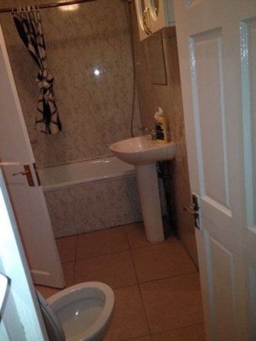  Image of End of Terrace to rent in Fanshawe Avenue Barking IG11 at FANSHAWE AVE  BARKING, IG11 8RF