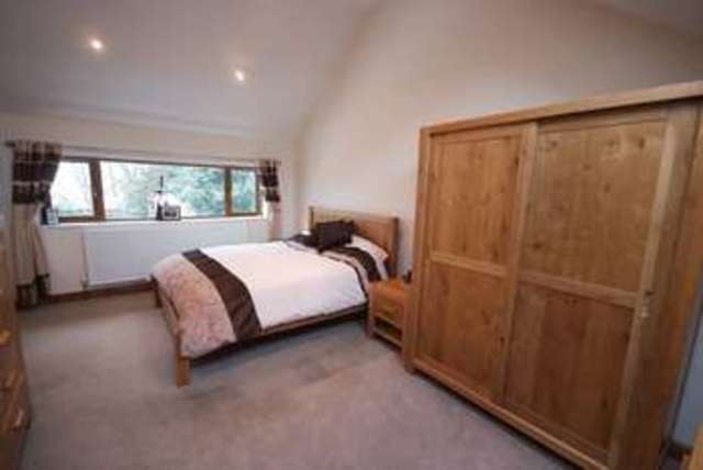  Image of 4 bedroom Detached house to rent in Far Sowood Holywell Green Halifax HX4 at Far Sowood Holywell Green Halifax, HX4 9JU