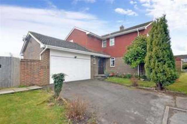  Image of 4 bedroom Detached house for sale in Farm Close Loxwood Billingshurst RH14 at Loxwood West Sussex Loxwood, RH14 0UT