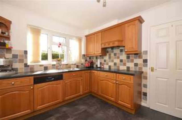  Image of 4 bedroom Detached house for sale in Farm Close Loxwood Billingshurst RH14 at Loxwood West Sussex Loxwood, RH14 0UT