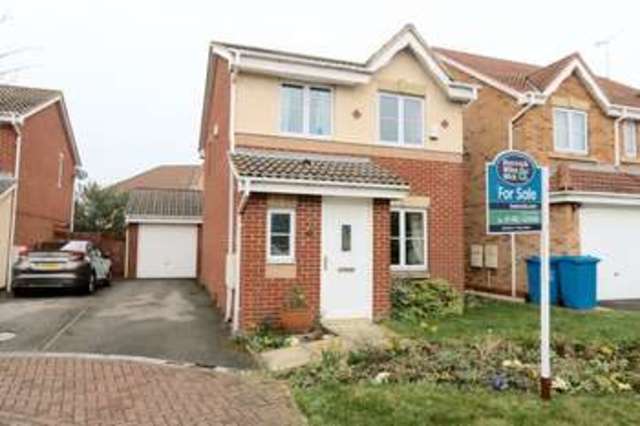  Image of 3 bedroom Property for sale in Farthing Drive Kingswood Hull HU7 at Farthing Drive Kingswood Hull, HU7 3LD