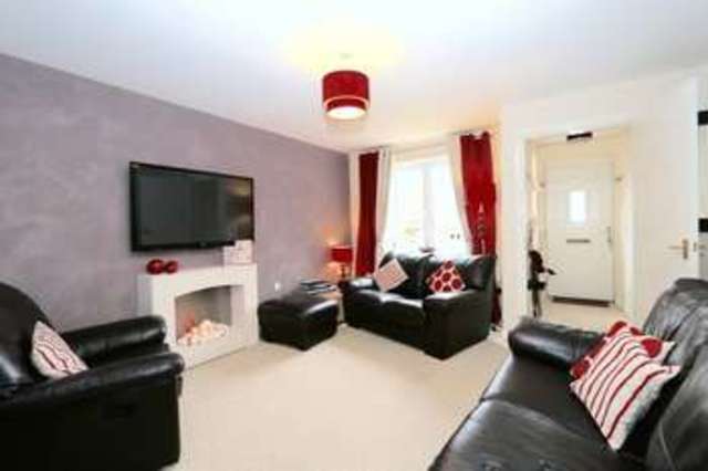 Image of 3 bedroom Property for sale in Farthing Drive Kingswood Hull HU7 at Farthing Drive Kingswood Hull, HU7 3LD