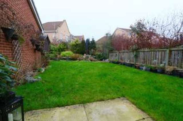  Image of 3 bedroom Property for sale in Farthing Drive Kingswood Hull HU7 at Farthing Drive Kingswood Hull, HU7 3LD