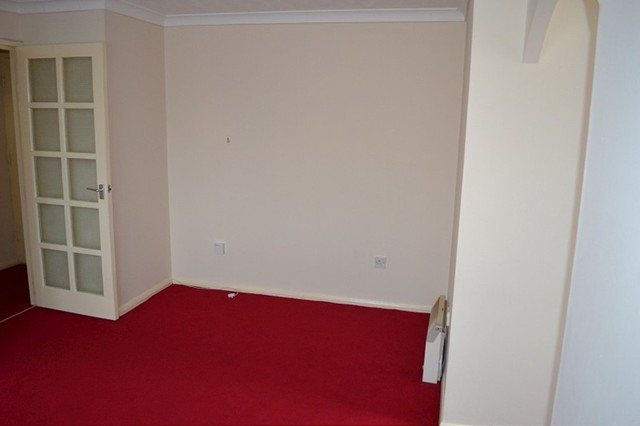  Image of Studio flat for sale in Fenman Gardens Goodmayes Ilford IG3 at Fenman Gardens  Goodmayes, IG3 9QE
