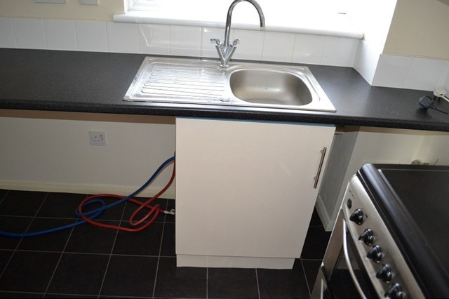  Image of Flat to rent in Fenman Gardens Goodmayes Ilford IG3 at Fenman Gardens  Goodmayes, IG3 9QE