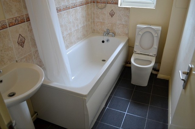  Image of Flat to rent in Fenman Gardens Goodmayes Ilford IG3 at Fenman Gardens  Goodmayes, IG3 9QE