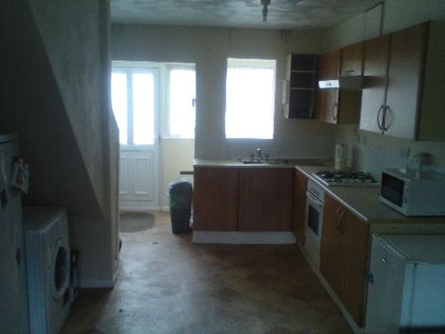  Image of 5 bedroom House Share to rent in Fladbury Crescent Selly Oak Birmingham B29 at B29 6PH  Selly Oak, B29 6PH