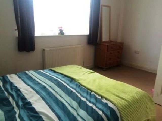  Image of 1 bedroom House Share to rent in Exeter Road Selly Oak Birmingham B29 at Selly Oak West Midlands Selly Oak, B29 6EX