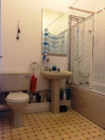  Image of 1 bedroom House Share to rent in Exeter Road Selly Oak Birmingham B29 at Selly Oak West Midlands Selly Oak, B29 6EX