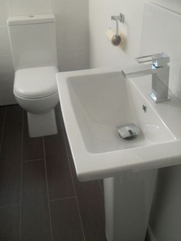  Image of 2 bedroom House Share to rent in Gibbins Road Selly Oak Birmingham B29 at 201 Gibbins Rd West Midlands 201 Gibbins Rd, B29 6NH