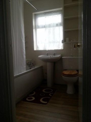  Image of 3 bedroom Terraced house to rent in Folkestone Road London E6 at FOLKESTONE ROAD  LONDON, E6 6AZ
