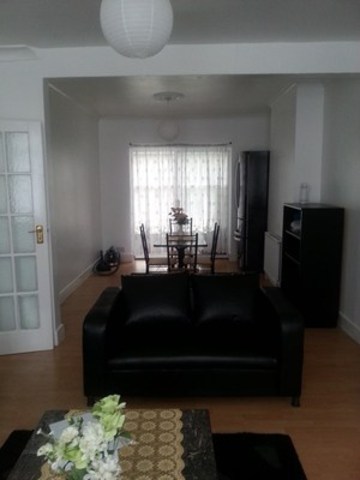  Image of 3 bedroom Terraced house to rent in Folkestone Road London E6 at FOLKESTONE ROAD  LONDON, E6 6AZ