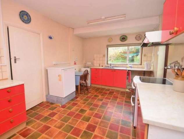  Image of 5 bedroom Detached house to rent in Footbury Hill Road Orpington BR6 at Footbury Hill Road  Orpington, BR6 0HP