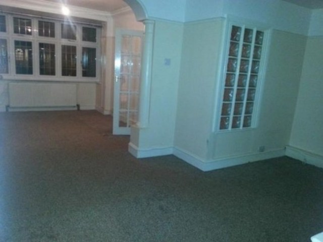  Image of 3 bedroom Terraced house to rent in Fordyke Road Dagenham RM8 at FORDYKE ROAD  CHADWELL HEATH, RM8 1PH