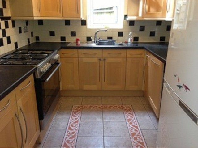  Image of 2 bedroom Flat to rent in Fox Lane London N13 at Fox Lane  Palmers Green, N13 4AJ