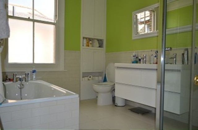  Image of 5 bedroom Detached house to rent in Fox Lane London N13 at Fox Lane  Palmers Green, N13 4AJ