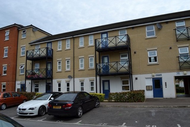  Image of 1 bedroom Flat for sale in Glandford Way Chadwell Heath Romford RM6 at Framlingham Court Glandford Way Romford, RM6 4UR