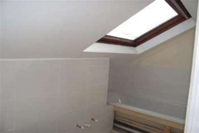  Image of 4 bedroom Terraced house to rent in Fraser Close Southampton SO16 at Southampton, SO16 8GP