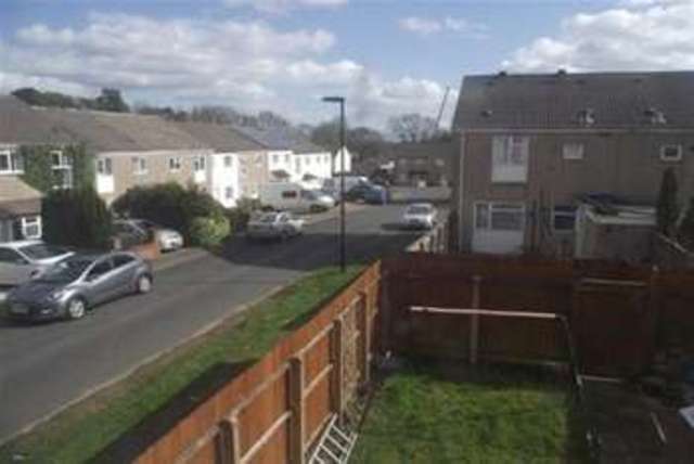  Image of 4 bedroom Terraced house to rent in Fraser Close Southampton SO16 at Southampton, SO16 8GP