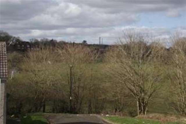 Image of 4 bedroom Terraced house to rent in Fraser Close Southampton SO16 at Southampton, SO16 8GP