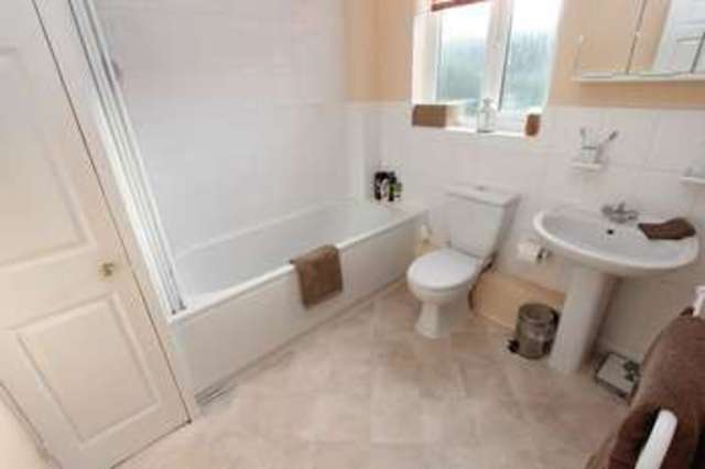  Image of 1 bedroom Flat for sale in Park Road Southampton SO15 at Park Road Freemantle Southampton, SO15 3AS